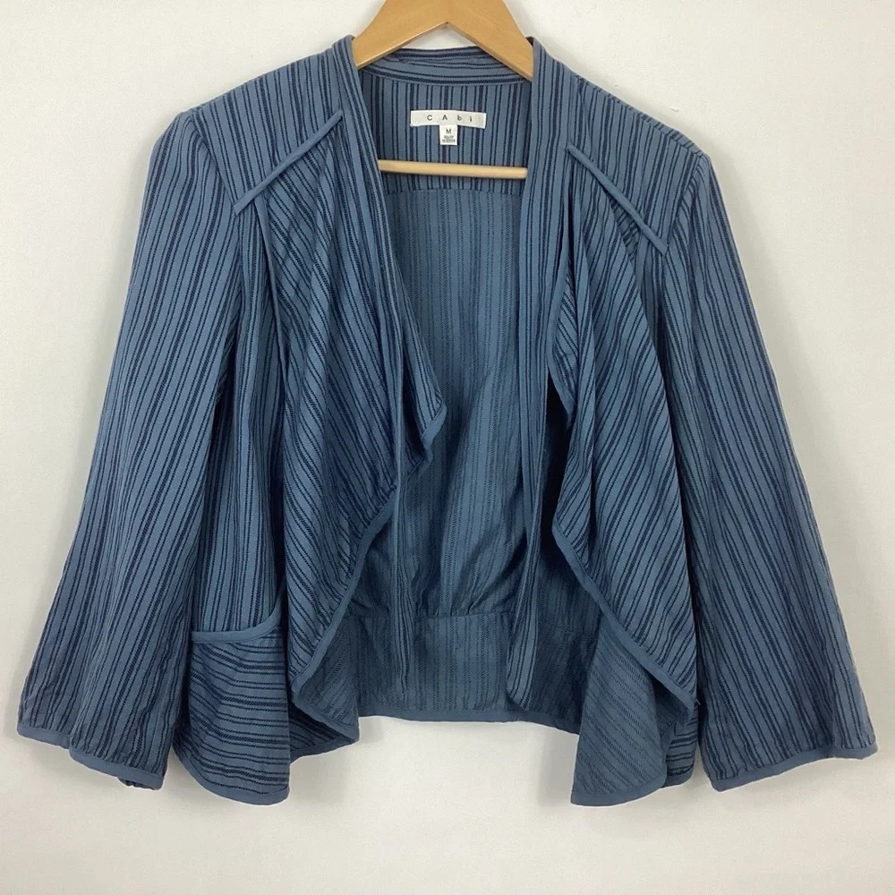 Cabi #870 Must Have Cascading Jacket Size Medium